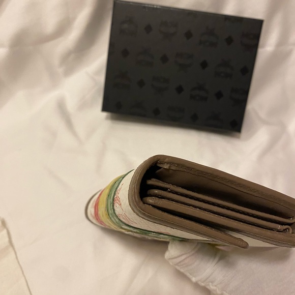 MCM wallet with box in Dad’s bag - Picture 5 of 11